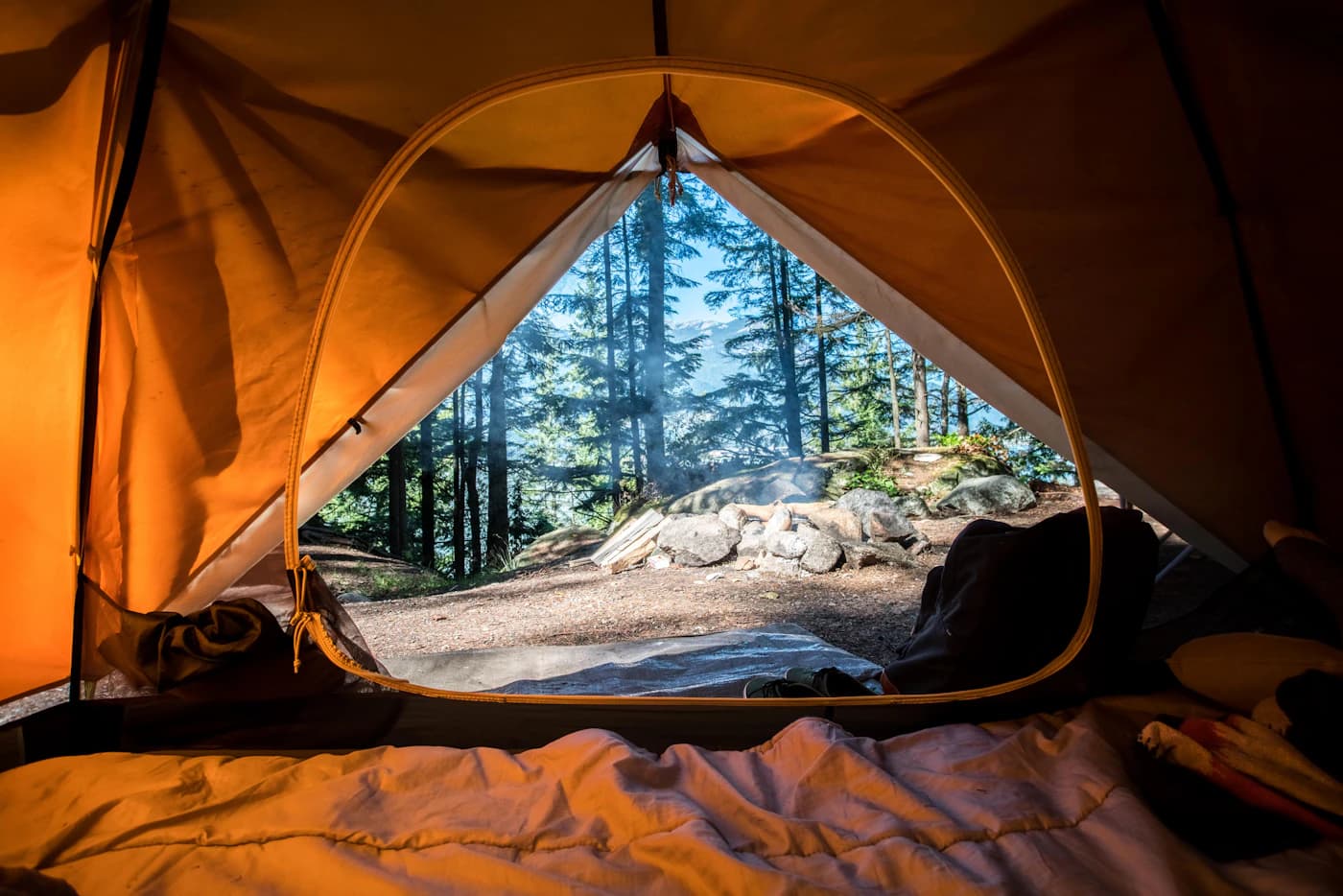 Campingtält under stjärnorna